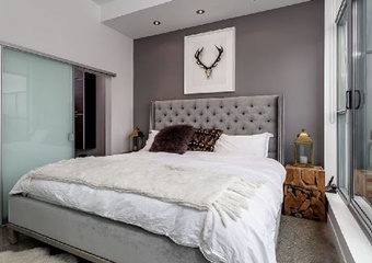 Penthouse with Unobstructed City Views, pets allowed rentals in Toronto, dog friendly vacation rentals in Toronto Ontario Canada