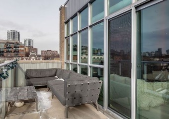 Penthouse with Unobstructed City Views, pets allowed rentals in Toronto, dog friendly vacation rentals in Toronto Ontario Canada